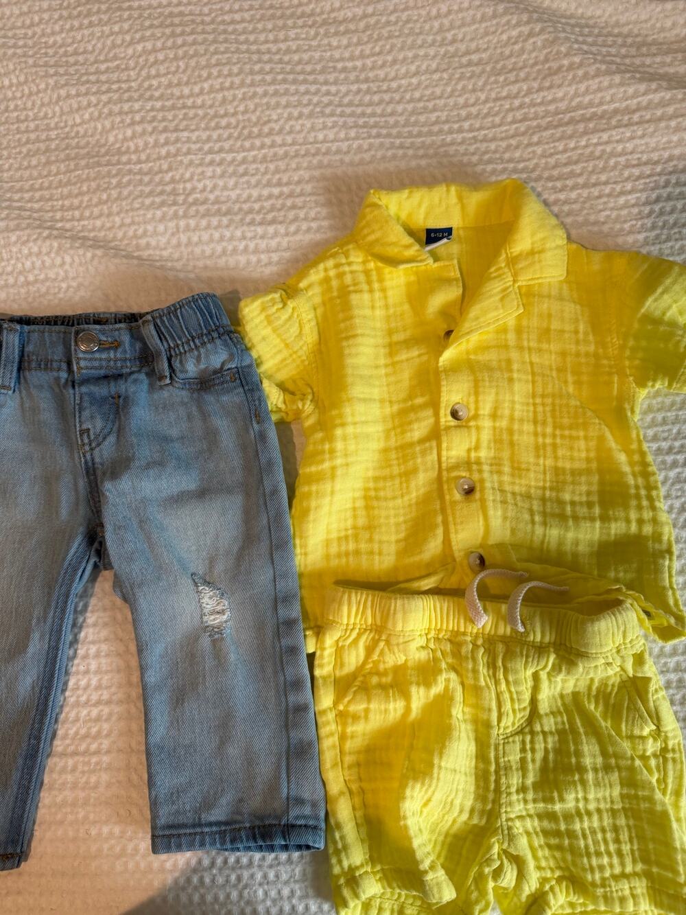 Old Navy Baby 6-12M Yellow Gauze Outfit Set Distressed Jeans 3 Piece